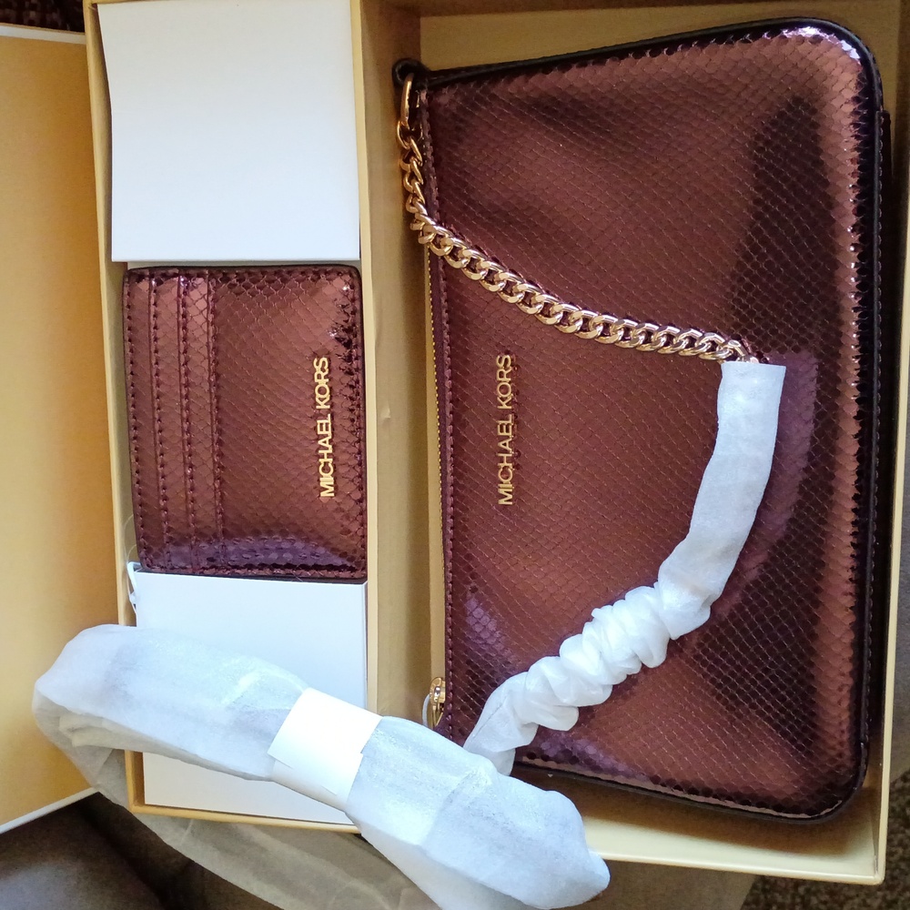 Michael Kors Oxblood Rouge Metallic Dual Set . NWT Gift Ready